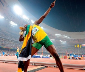 开云官网-十二连败与跨洋压力，JackeyLove的沉默与美国教练的喧哗，沉默选手与喧哗教练，十二连败背后的跨洋压力