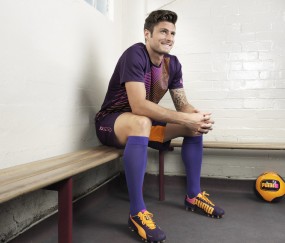 kaiyun入口-当洛杉矶快船备战欧冠，体育世界的跨界迷雾与全球共鸣，洛杉矶快船备战欧冠，跨界误读背后的体育全球化镜像