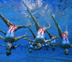 kaiyun入口-字母哥王者归来终结连败，引爆阿森纳观众沸腾的跨界盛宴，字母哥王者归来终结连败，引爆阿森纳主场跨界盛宴